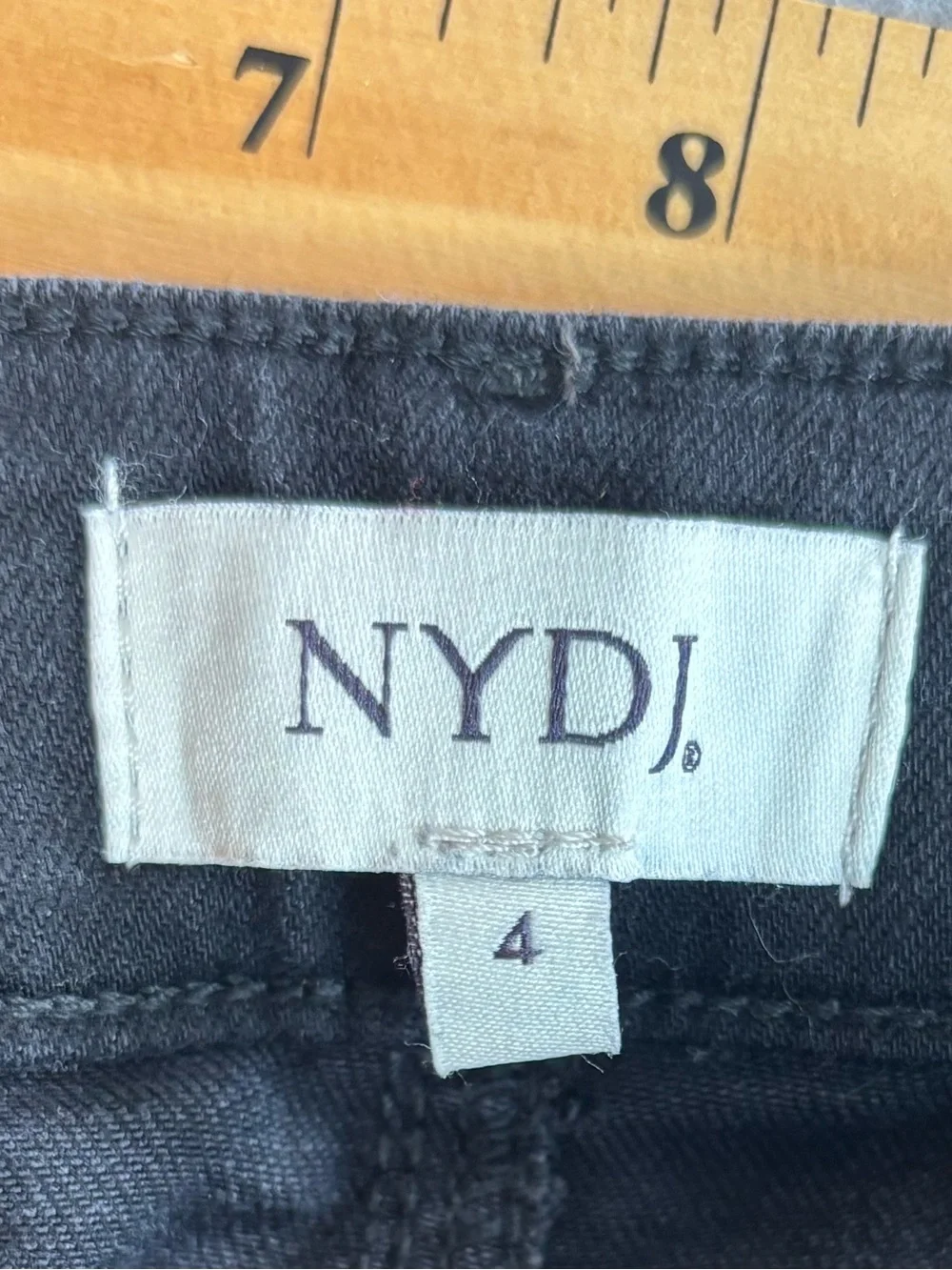 NYDJ Tummy Control Straight Leg Stretch Denim Black Size 4 Style MBDMMS2829